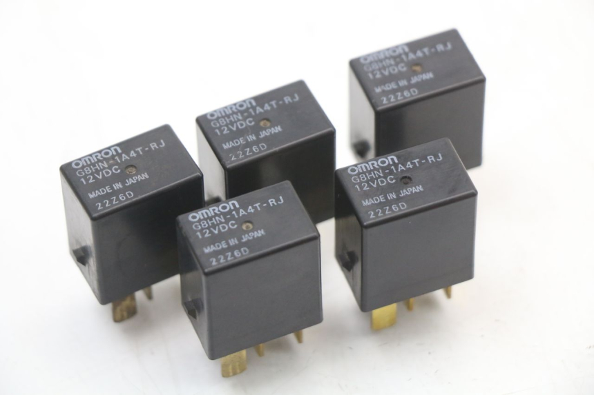 photo de RELAIS ELECTRIQUE HONDA FJS SILVER WING SILVERWING 400 (2005 - 2008)
