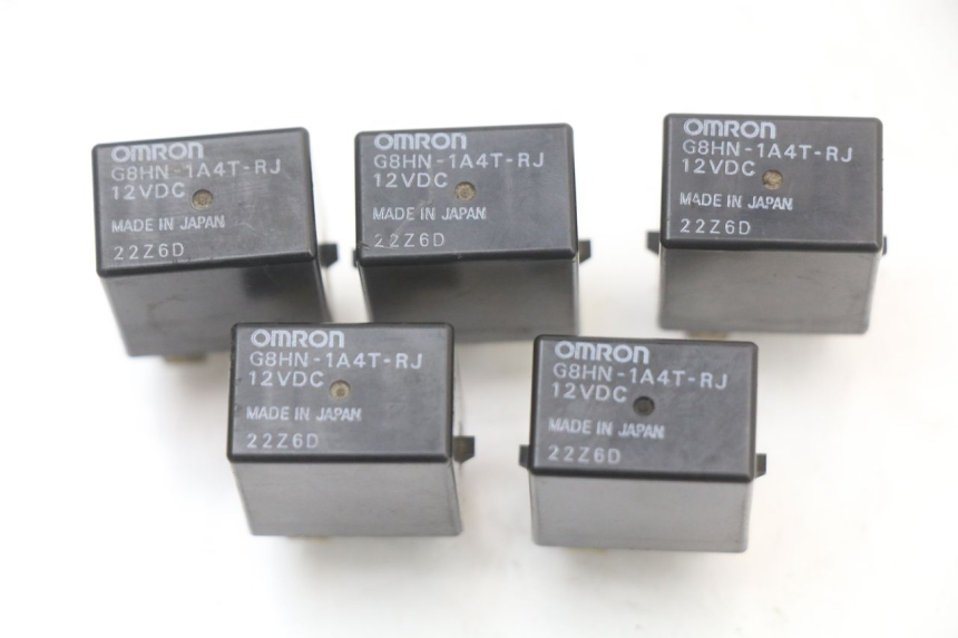 photo de RELAIS ELECTRIQUE HONDA FJS SILVER WING SILVERWING 400 (2005 - 2008)
