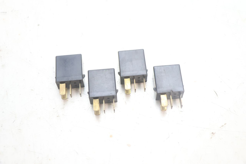 photo de RELAIS ELECTRIQUE HONDA FJS SILVER WING SILVERWING 400 (2005 - 2008) - Vue principale