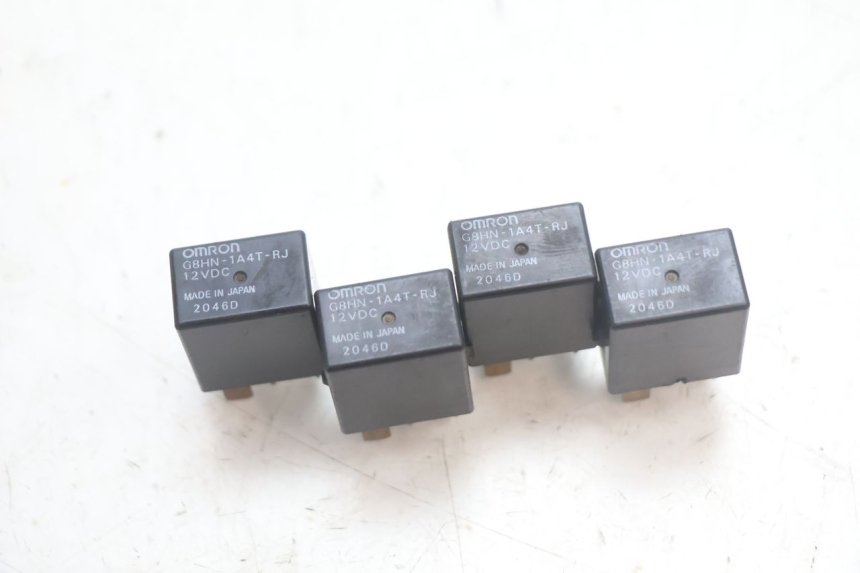 photo de RELAIS ELECTRIQUE HONDA FJS SILVER WING SILVERWING 400 (2005 - 2008) - Détail de la pièce