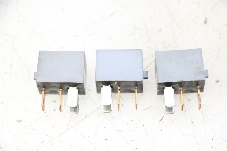 photo de RELAIS ELECTRIQUE HONDA FORZA ABS 300 (2013 - 2019)