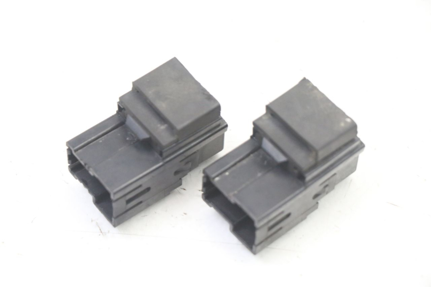 photo de RELAIS ELECTRIQUE YAMAHA FZ6 FAZER S2 600 (2007 - 2011) - Autre angle de vue