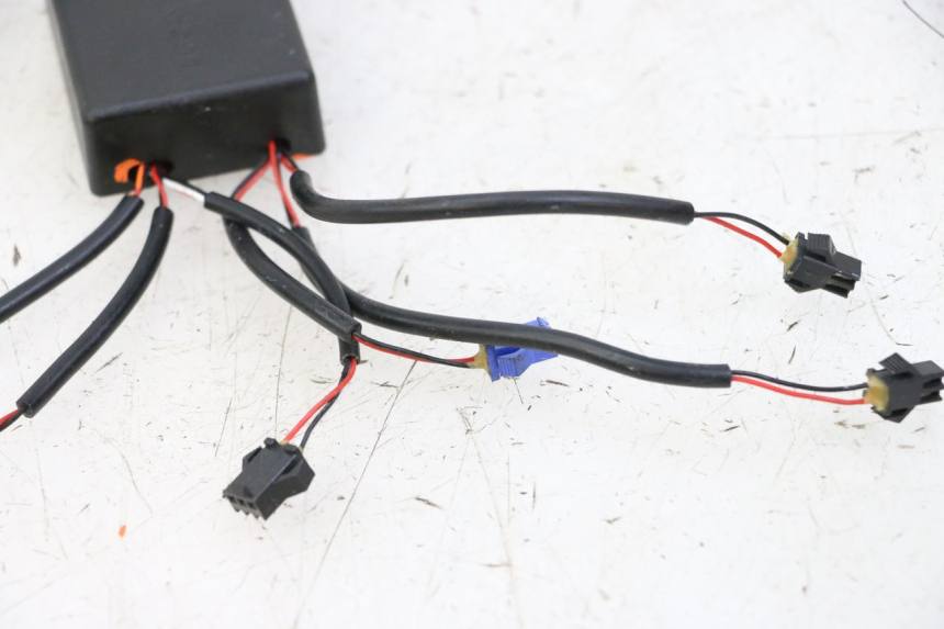 photo de RELAIS ELECTRIQUE KUKIRIN G2 MASTER 1
