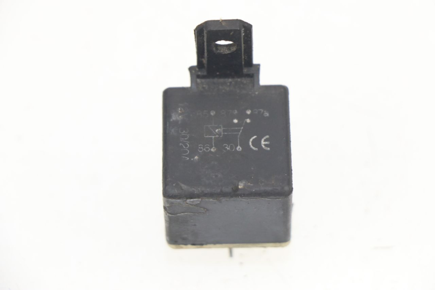 photo de RELAIS ELECTRIQUE SUZUKI GN 125 (1997 - 2000)