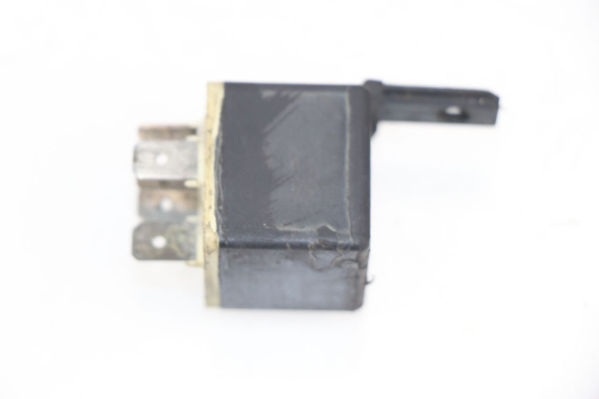 photo de RELAIS ELECTRIQUE SUZUKI GN 125 (1997 - 2000)