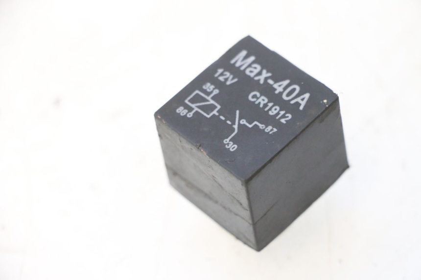 photo de RELAIS ELECTRIQUE KAWASAKI GPX F ZX750F 750 (1986 - 1990) - Vue principale