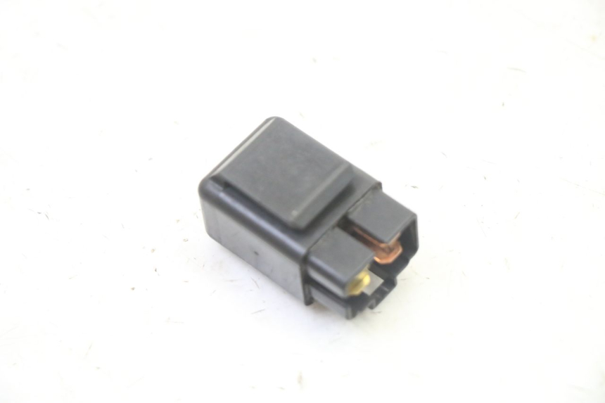 photo de RELAIS ELECTRIQUE SUZUKI GS GSE 500 (2001 - 2003)