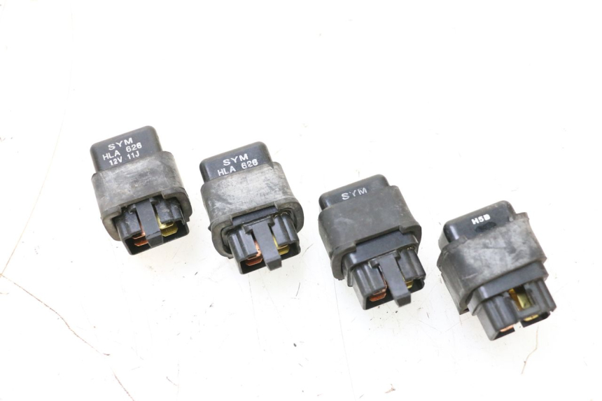 photo de RELAIS ELECTRIQUE SYM GTS EVO 125 (2009 - 2013) - Vue principale