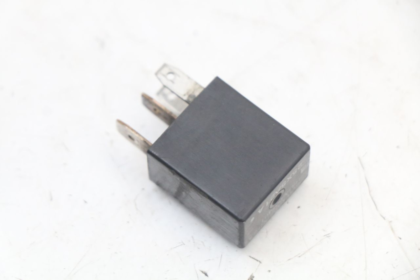 photo de RELAIS ELECTRIQUE HARLEY DAVIDSON SPORTSTER XL CUSTOM 883 (1999 - 2006)