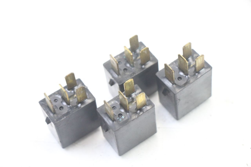 photo de RELAIS ELECTRIQUE HONDA FES S-WING SWING ABS 125 (2007 - 2015)