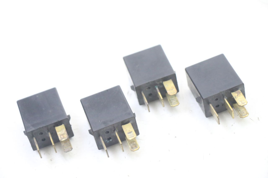 photo de RELAIS ELECTRIQUE HONDA FES S-WING SWING ABS 125 (2007 - 2015)