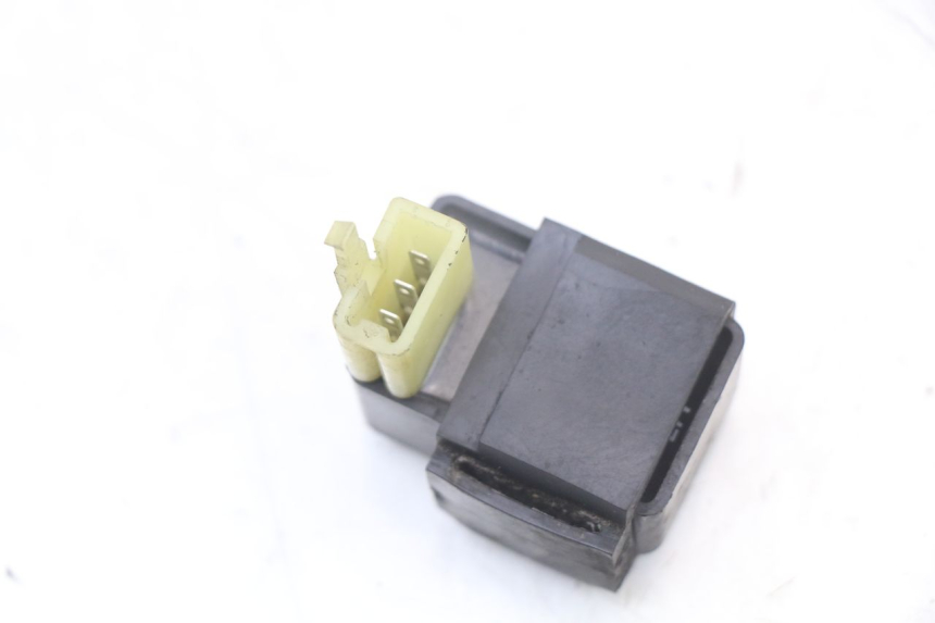 photo de RELAIS ELECTRIQUE HONDA NTV DEAUVILLE 650 (1998 - 2001)
