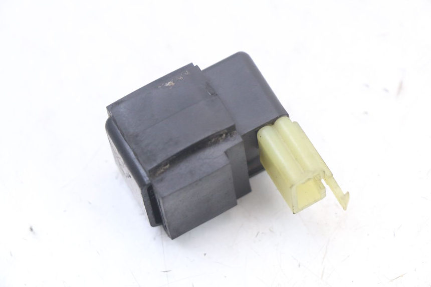 photo de RELAIS ELECTRIQUE HONDA NTV DEAUVILLE 650 (1998 - 2001)