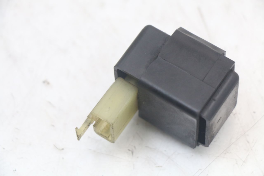 photo de RELAIS ELECTRIQUE HONDA NTV DEAUVILLE 650 (1998 - 2001)