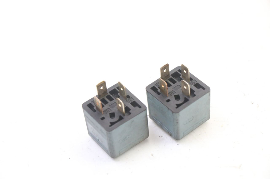 photo de RELAIS ELECTRIQUE BMW K 75 RT 750 (1989 - 1997)