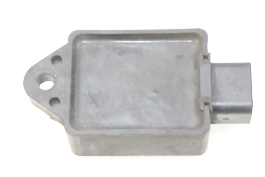 photo de RELAIS ELECTRIQUE KAWASAKI ZR7 ZR-7 S 750 (1999 - 2004)