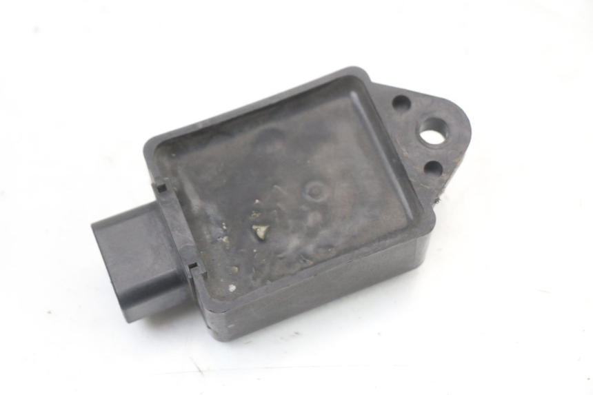 photo de RELAIS ELECTRIQUE KAWASAKI ZR7 ZR-7 S 750 (1999 - 2004)