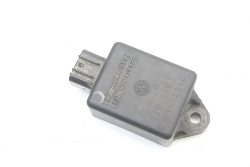 photo de RELAIS ELECTRIQUE KAWASAKI ZR7 ZR-7 S 750 (1999 - 2004)