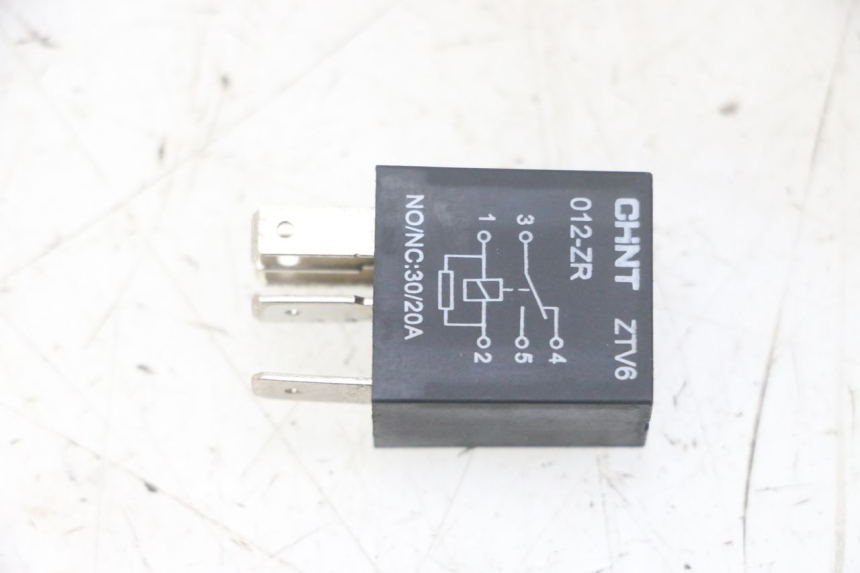 photo de RELAIS ELECTRIQUE PEUGEOT KISBEE 4T 50 (2018 - 2022)