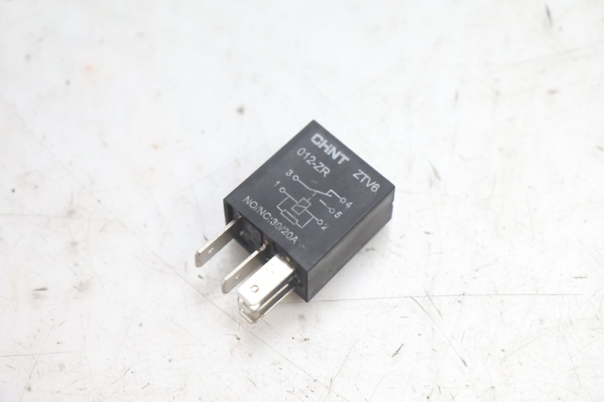 photo de RELAIS ELECTRIQUE PEUGEOT KISBEE 4T 50 (2018 - 2022) - Vue principale