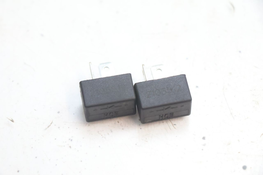 photo de RELAIS ELECTRIQUE PEUGEOT KISBEE 4T 50 (2018 - 2022) - Zoom état d’usage