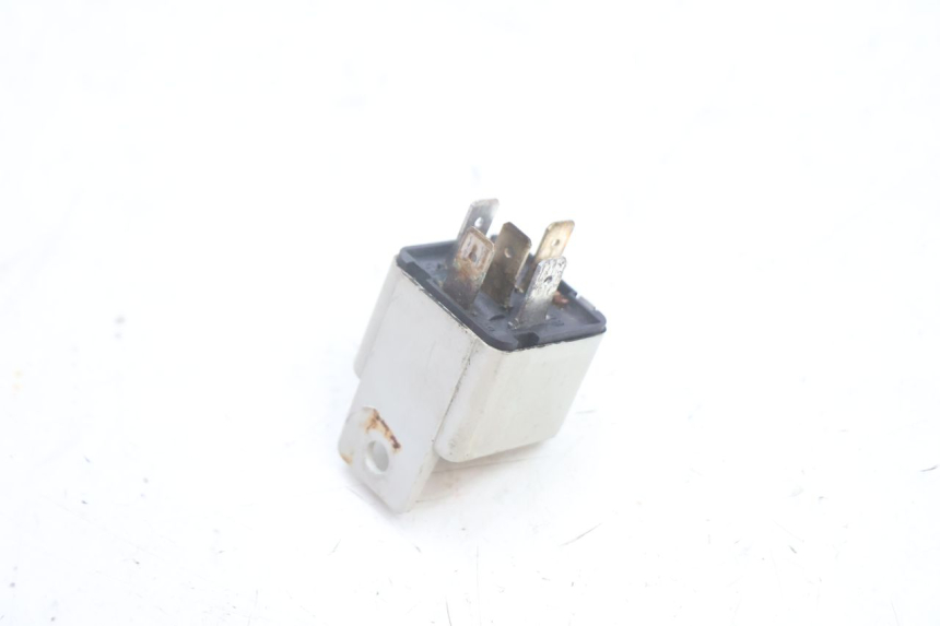 photo de RELAIS ELECTRIQUE PIAGGIO LIBERTY 125 (1998 - 2008) - Autre angle de vue
