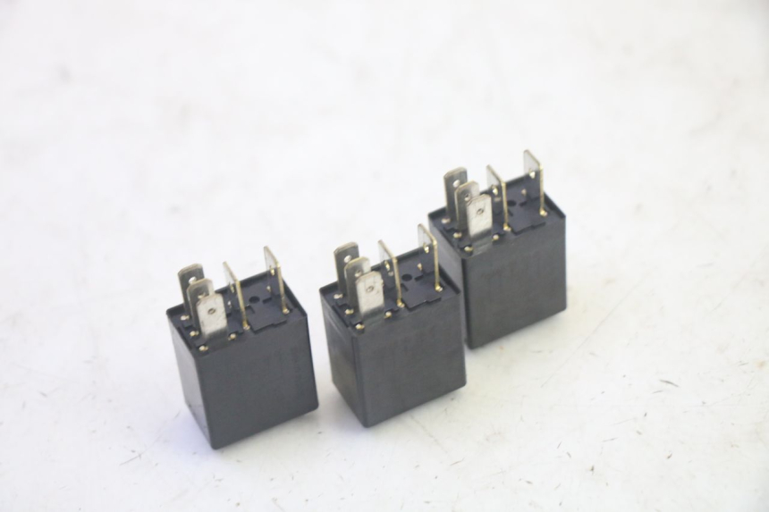 photo de RELAIS ELECTRIQUE PIAGGIO MP3 HPE 350 (2018 - 2020) - Zoom état d’usage