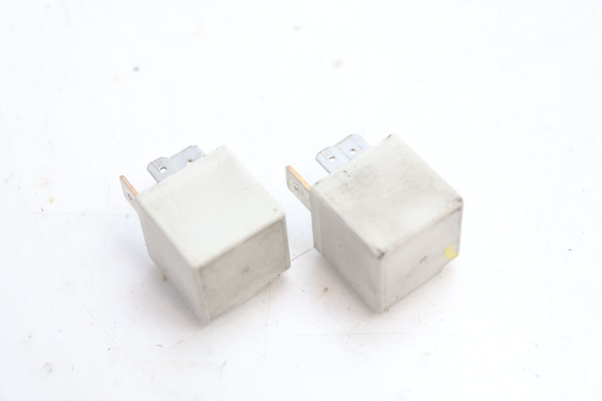 photo de RELAIS ELECTRIQUE PIAGGIO MP3 HPE 530 (2022 - 2026) - Autre angle de vue