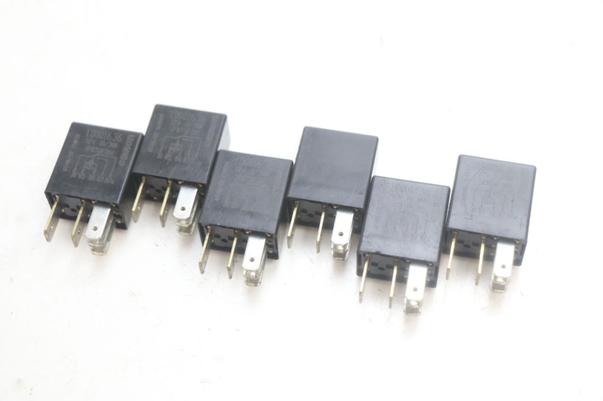 photo de RELAIS ELECTRIQUE PIAGGIO MP3 HPE 530 (2022 - 2026) - Vue principale