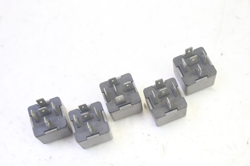 photo de RELAIS ELECTRIQUE PIAGGIO MP3 500 (2016 - 2018) - Zoom état d’usage