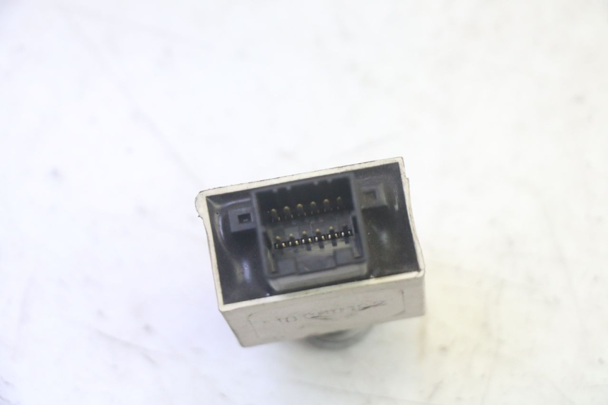 photo de RELAIS ELECTRIQUE PIAGGIO MP3 500 (2016 - 2018) - Zoom état d’usage