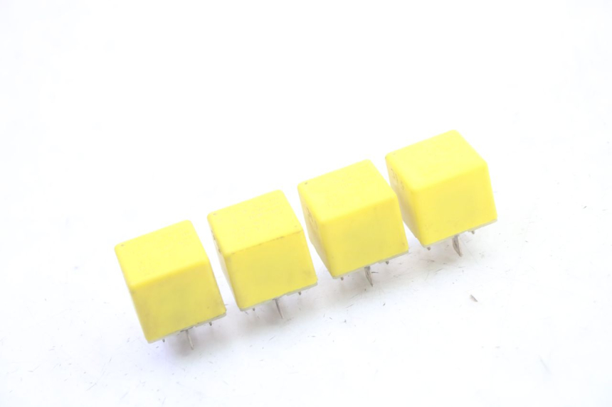 photo de RELAIS ELECTRIQUE PIAGGIO MP3 RL 250 (2007 - 2010) - Détail de la pièce