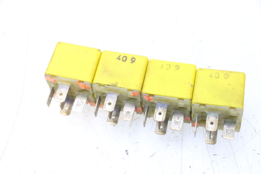 photo de RELAIS ELECTRIQUE PIAGGIO MP3 RL 250 (2006 - 2010) - Détail de la pièce