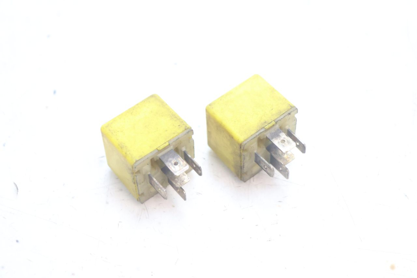 photo de RELAIS ELECTRIQUE PIAGGIO MP3 125 (2006 - 2014) - Vue principale
