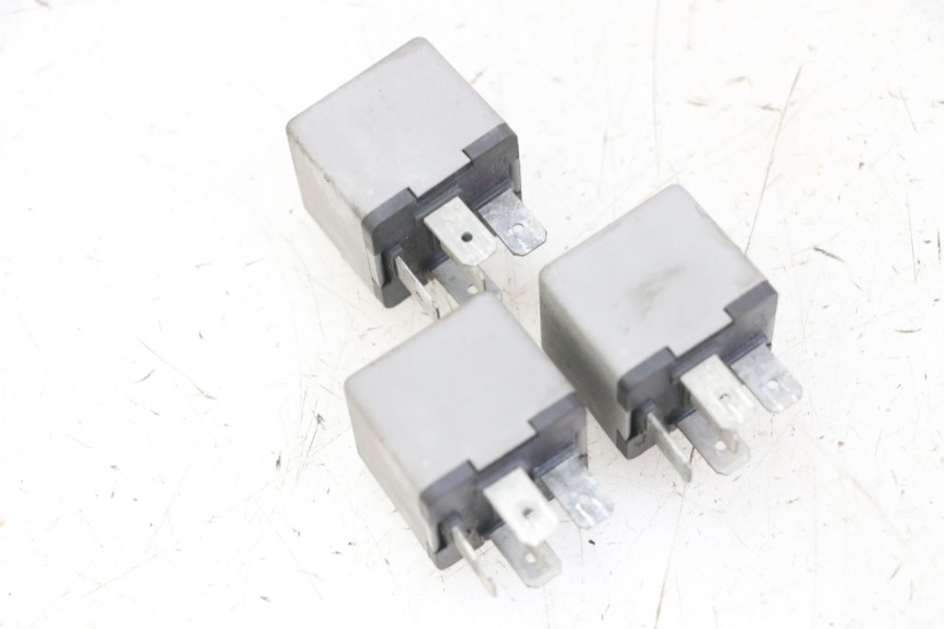 photo de RELAIS ELECTRIQUE GILERA NEXUS 125 (2009 - 2013)