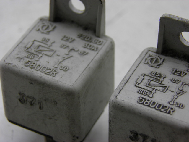 photo de RELAIS ELECTRIQUE PIAGGIO BEVERLY 125 (1998 - 2005)