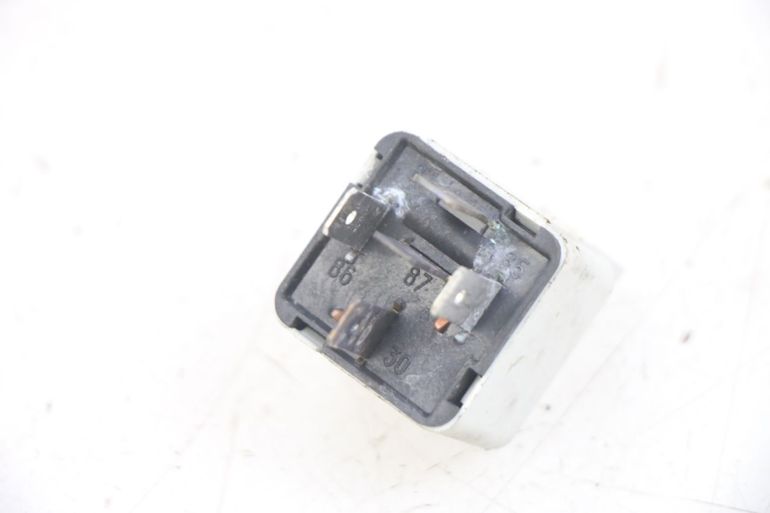 photo de RELAIS ELECTRIQUE PIAGGIO FLY 125 (2005 - 2012)