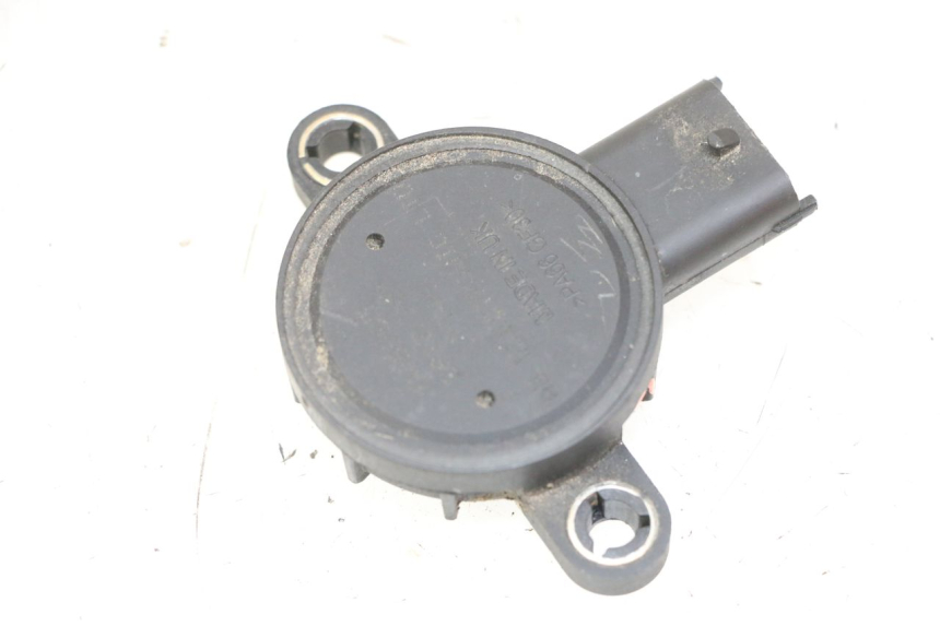photo de RELAIS ELECTRIQUE PIAGGIO MP3 125 (2006 - 2014)