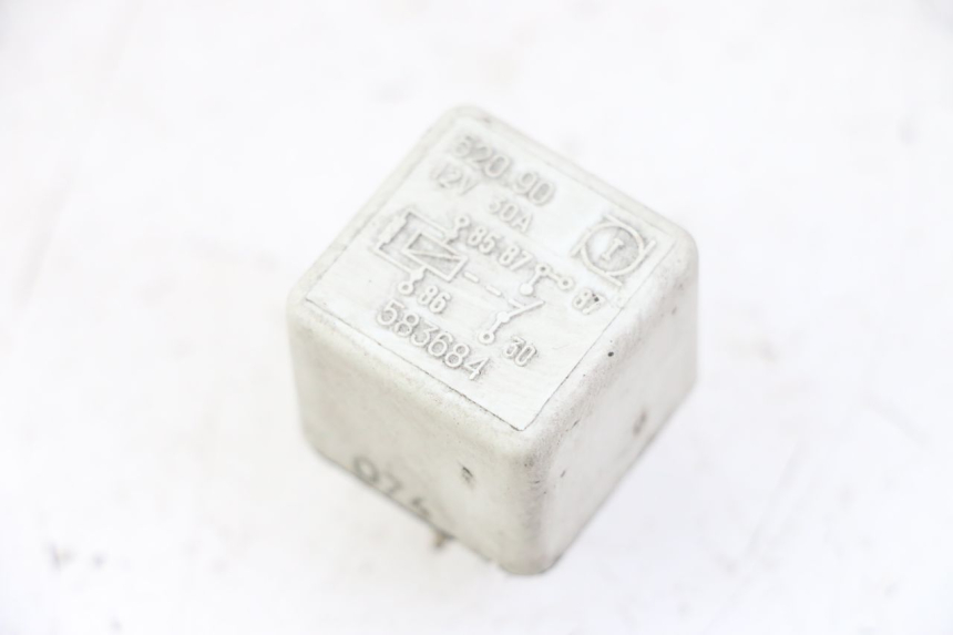 photo de RELAIS ELECTRIQUE PIAGGIO VESPA GRANTURISMO 200 (2004 - 2005)