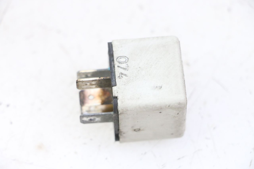 photo de RELAIS ELECTRIQUE PIAGGIO VESPA GRANTURISMO 200 (2004 - 2005)