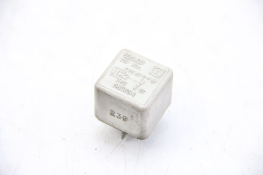 photo de RELAIS ELECTRIQUE PIAGGIO VESPA GTS SUPER IE 125 (2009 - 2016)