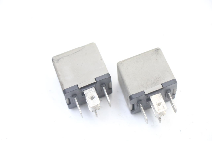 photo de RELAIS ELECTRIQUE PIAGGIO VESPA LX IE 125 (2010 - 2012)