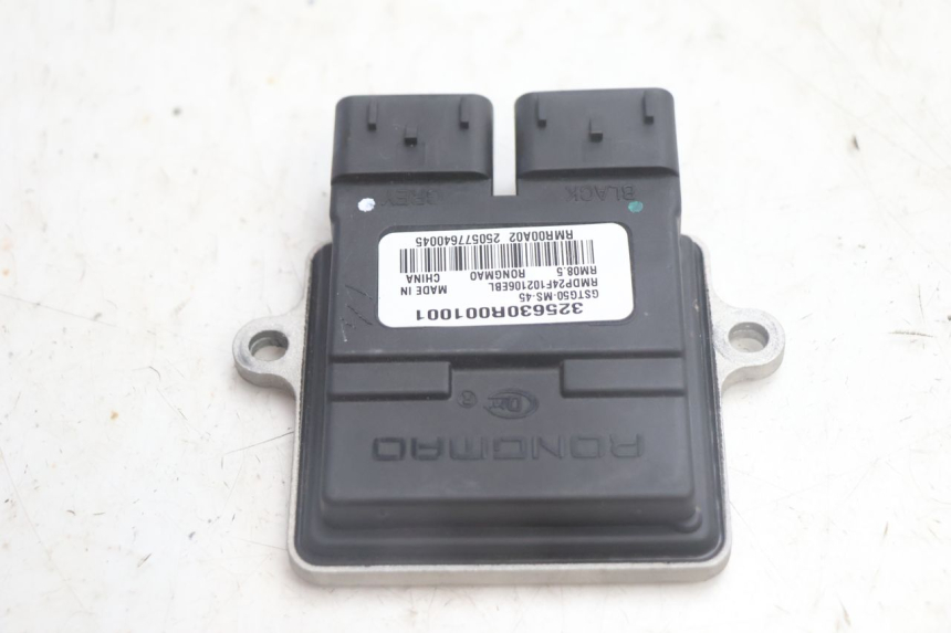 photo de RELAIS ELECTRIQUE JM MOTORS R-MAX TECH 50 (2024 - 2026) - Zoom état d’usage