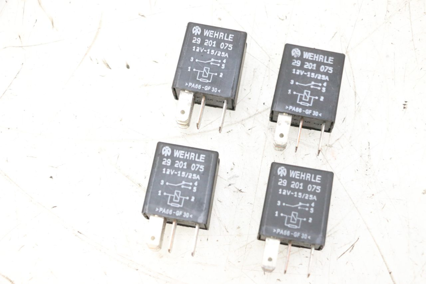 photo de RELAIS ELECTRIQUE PEUGEOT SATELIS 125 (2013 - 2018) - Vue principale