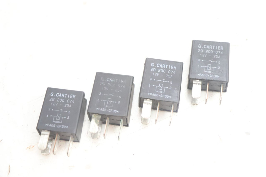 photo de RELAIS ELECTRIQUE PEUGEOT SATELIS 125 (2006 - 2009) - Vue principale