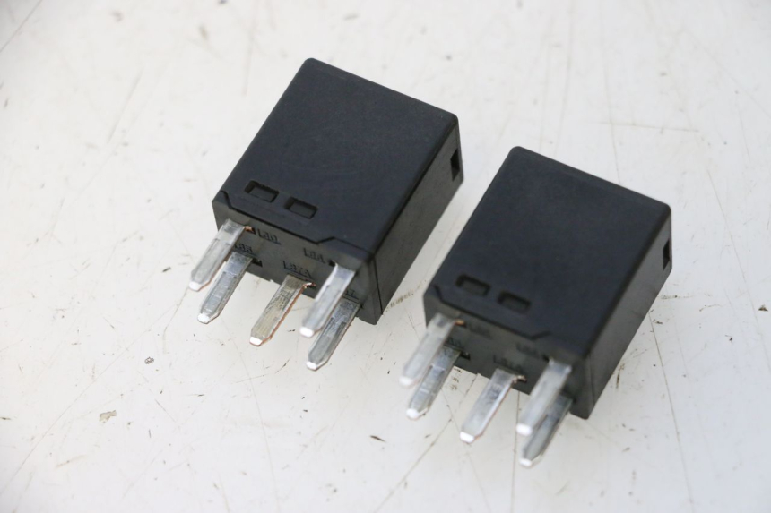 photo de RELAIS ELECTRIQUE CAN-AM SPYDER RS 1000 (2008 - 2012) - Autre angle de vue