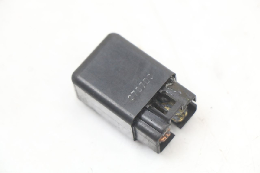photo de RELAIS ELECTRIQUE SUZUKI GN 125 (1997 - 2000)