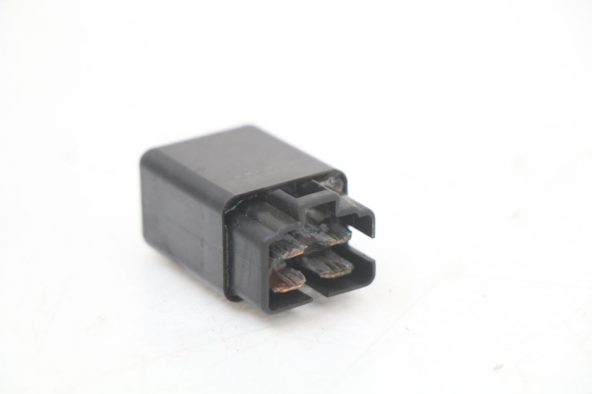 photo de RELAIS ELECTRIQUE SUZUKI GN 125 (1997 - 2000)