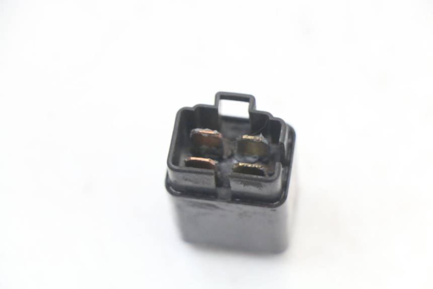 photo de RELAIS ELECTRIQUE SUZUKI GN 125 (1997 - 2000)
