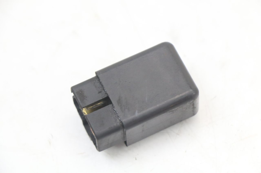photo de RELAIS ELECTRIQUE SUZUKI GN 125 (1997 - 2000)
